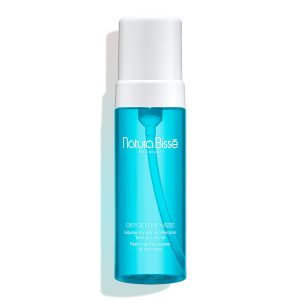 Natura Bissé Oxygen Mousse 150 ml i vit flaska med silverfärgad pump
